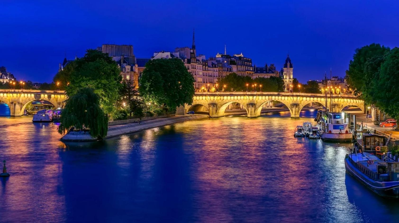 Best Central Chambres Privees - Seine & Louvre In The Connected Heart Of Paris Bagian luar foto